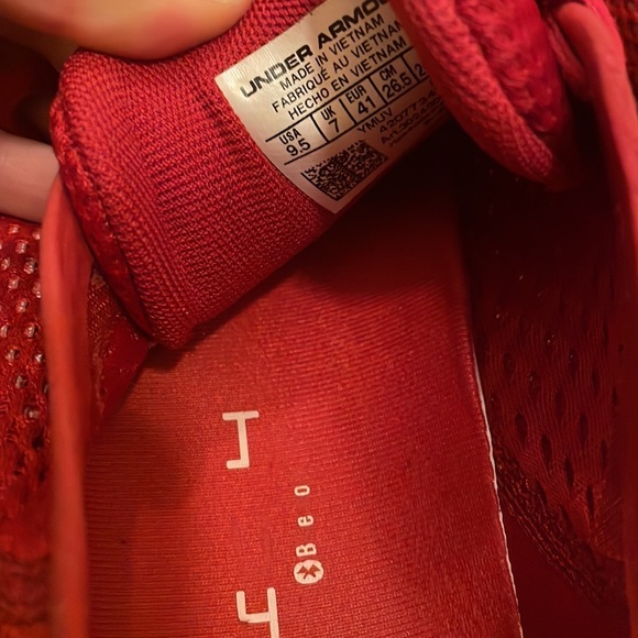 Under Armour HOVR Sonic 4 Running Shoes - Wisconsin Badgers - Picture 5 of 5